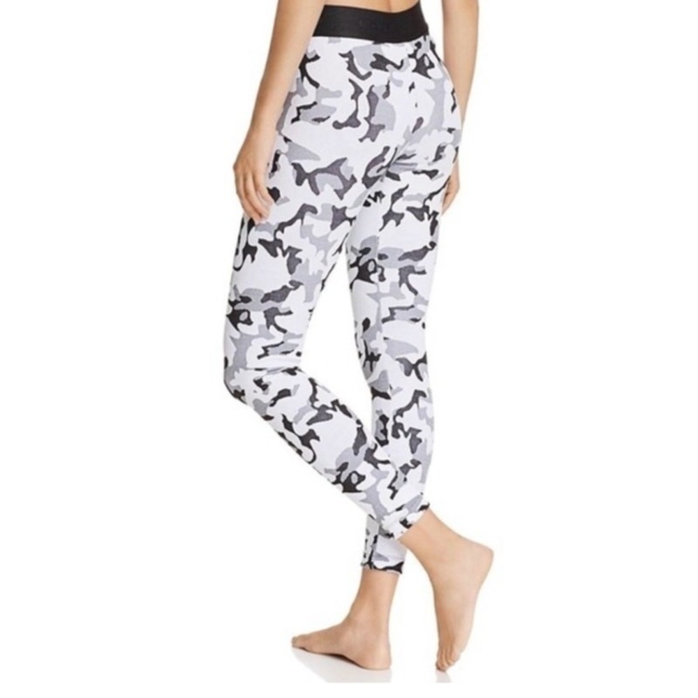 Koral Camo Leggings Activewear Pants Jacquard Knit Tights Camouflage Womens‎ XS